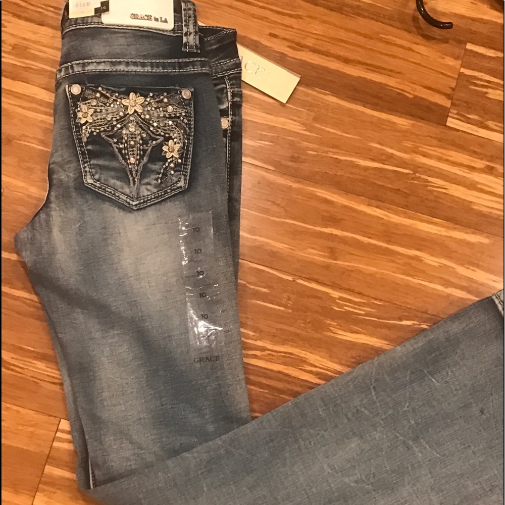 New with tags! Girl's jean' straight leg. Size 10
